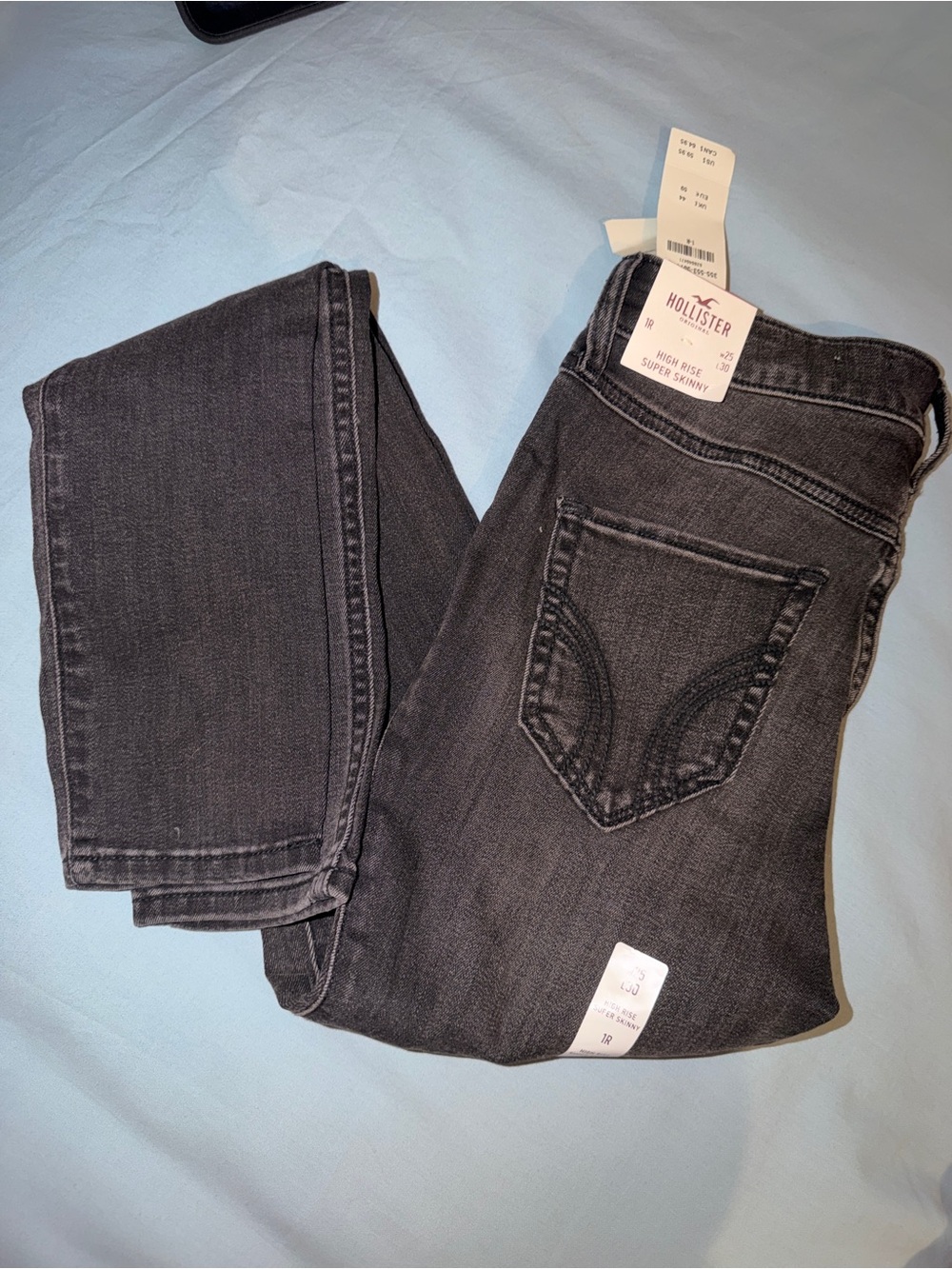 Hollister High Rise Skinny Jeans - Size 1 / 25